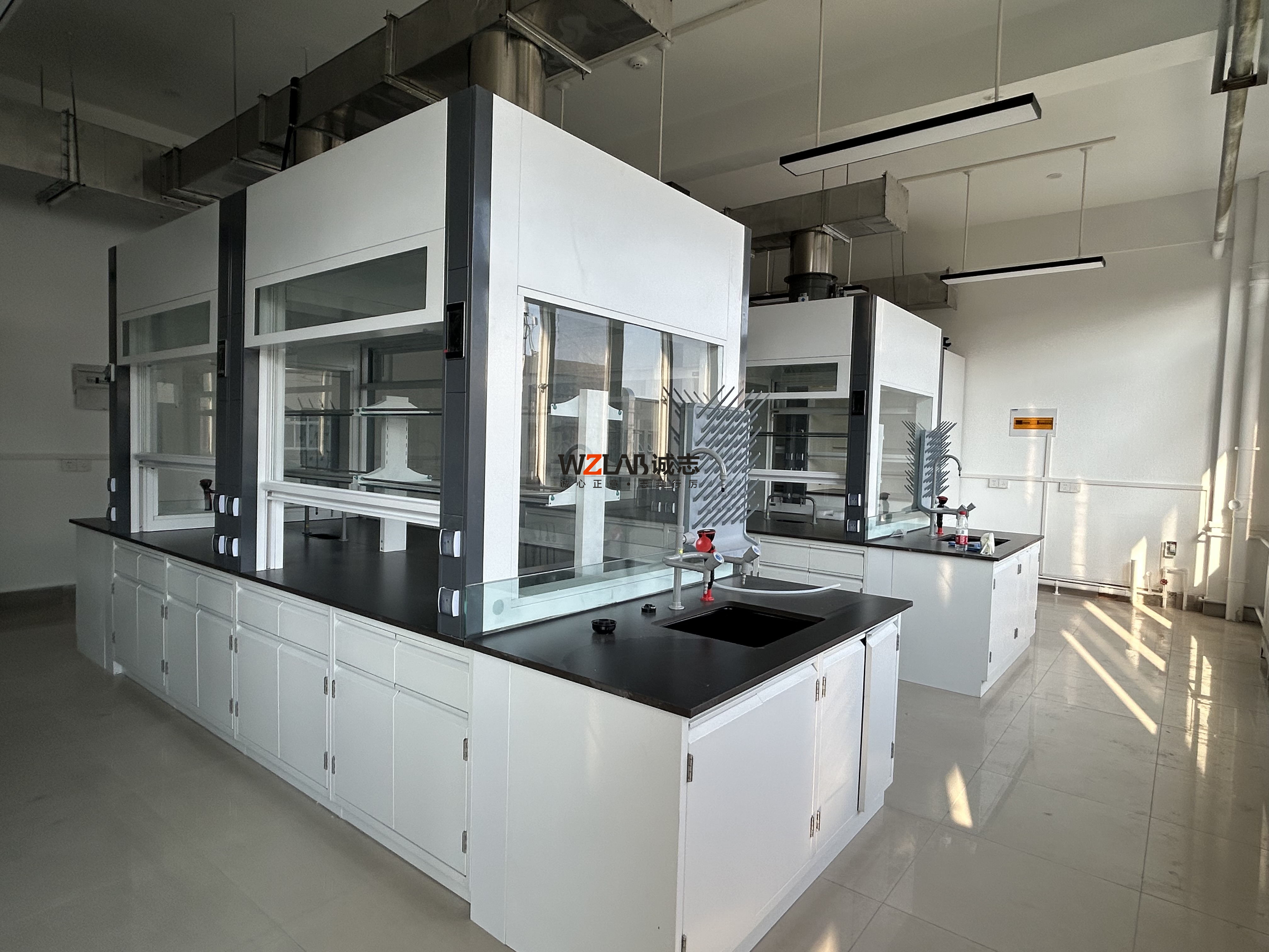 溶液間輔助實驗室怎么設(shè)計裝修