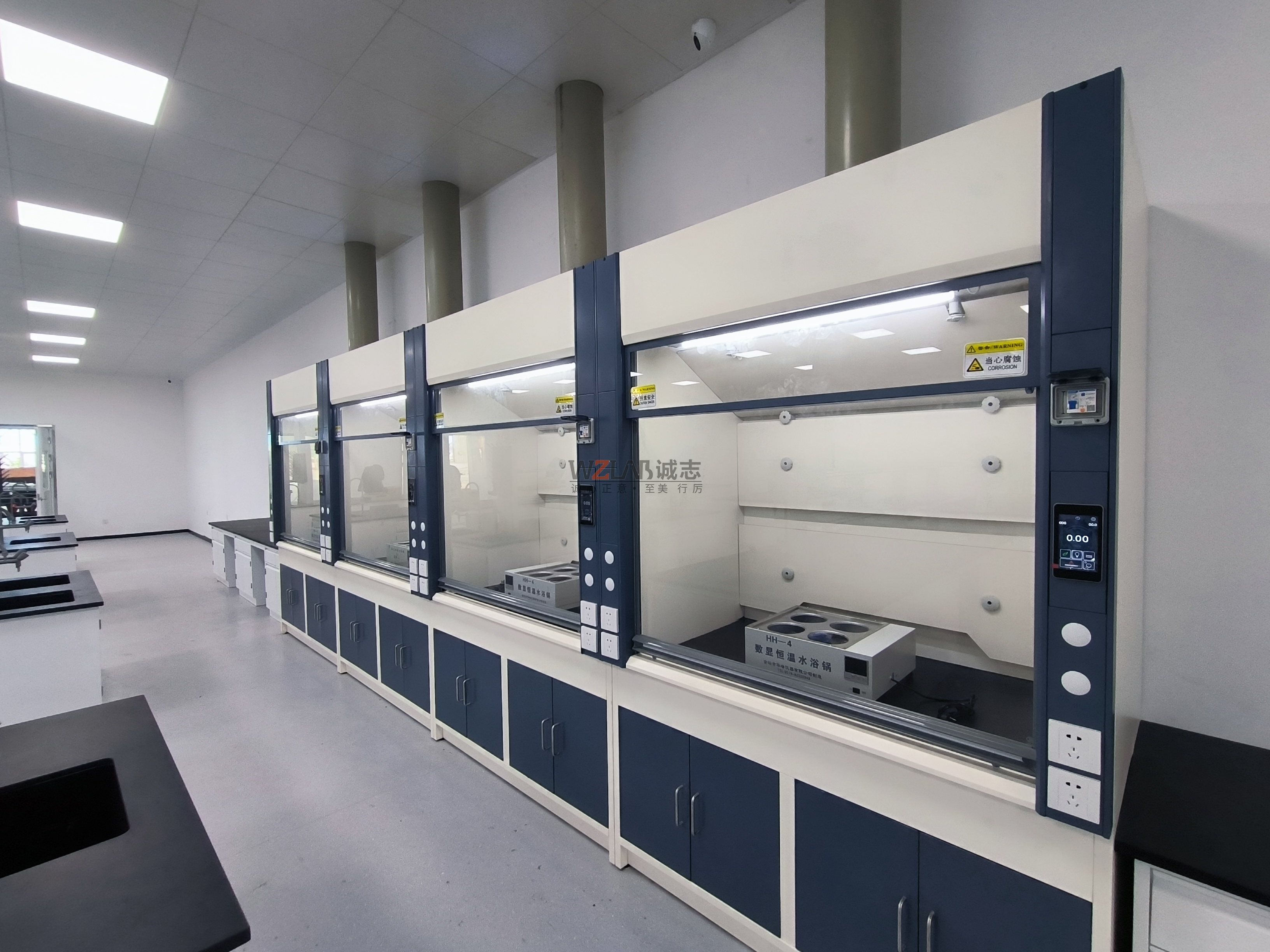 通風(fēng)柜都由哪些結(jié)構(gòu)組成(圖1) MVIMG_20230725_160927_看圖王.jpg